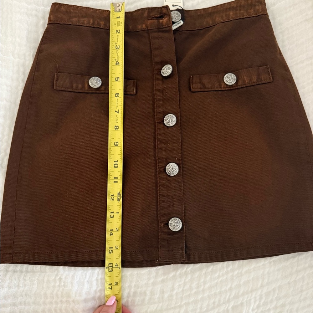 NWT L’AGENCE Kris Button Front Mini Skirt - Picture 5 of 7